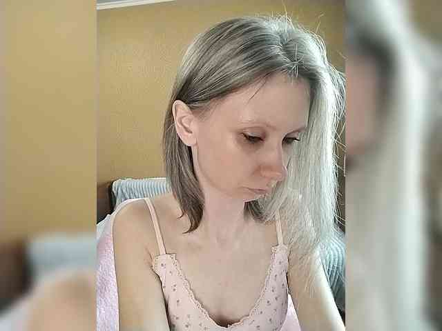 -Christina- webcam