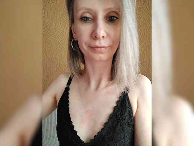 -Christina- webcam