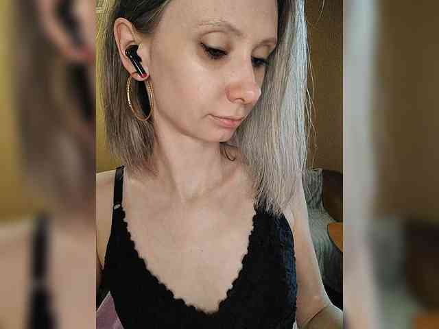 -Christina- webcam