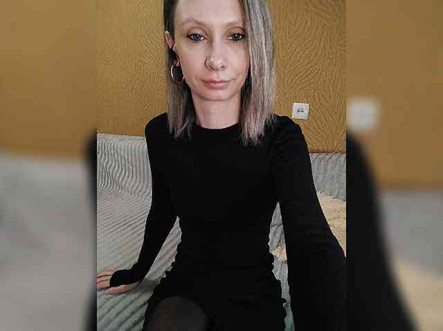 -Christina- webcam