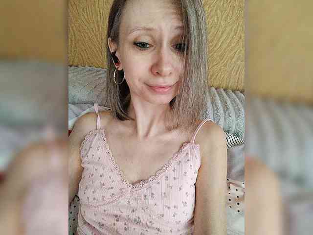 -Christina- webcam