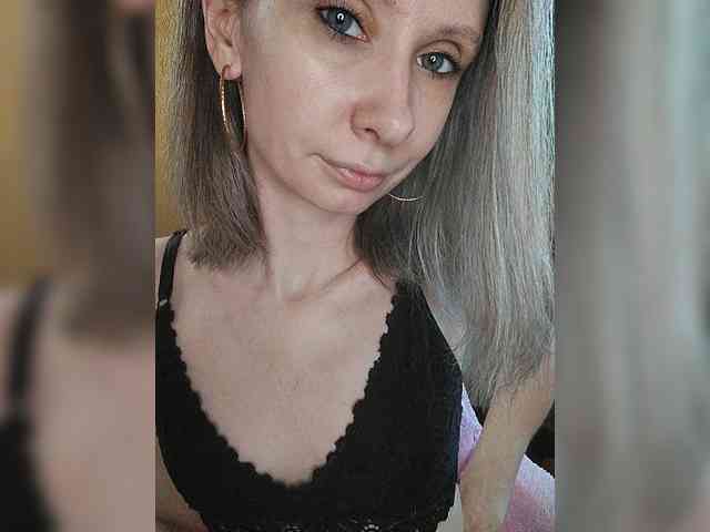 -Christina- webcam