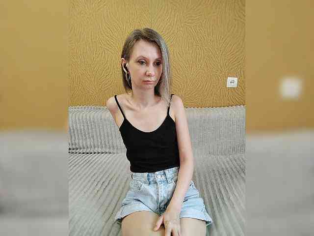 -Christina- webcam
