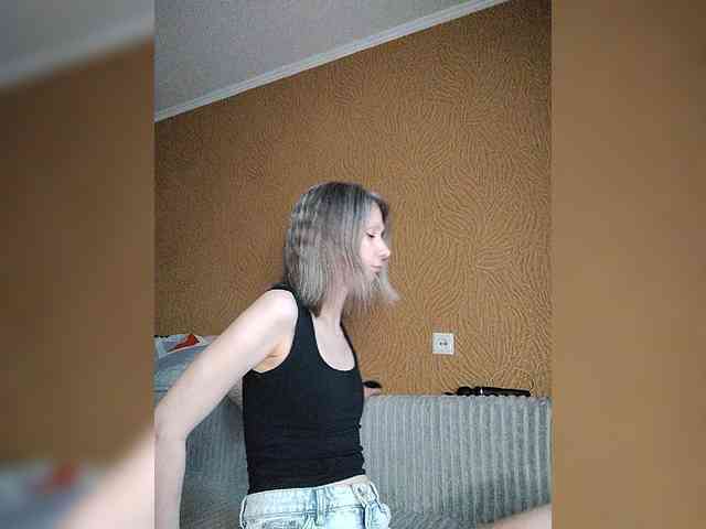 -Christina- webcam