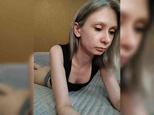 -Christina- webcam