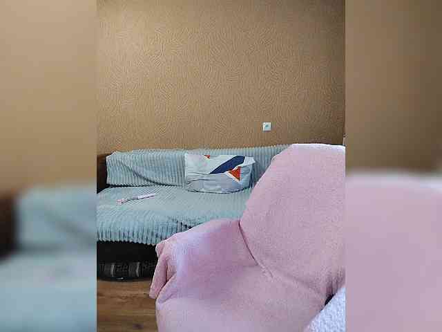 -Christina- webcam