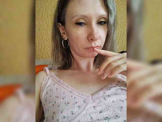 -Christina- webcam