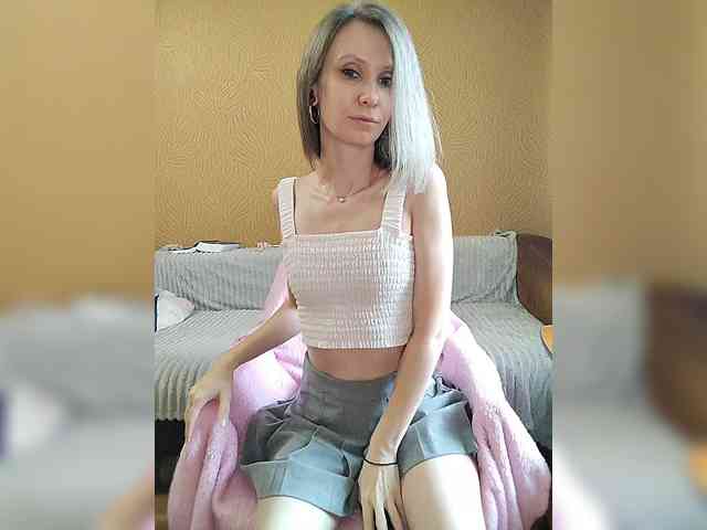-Christina- webcam