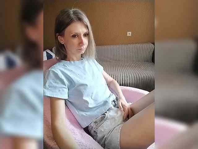 -Christina- webcam