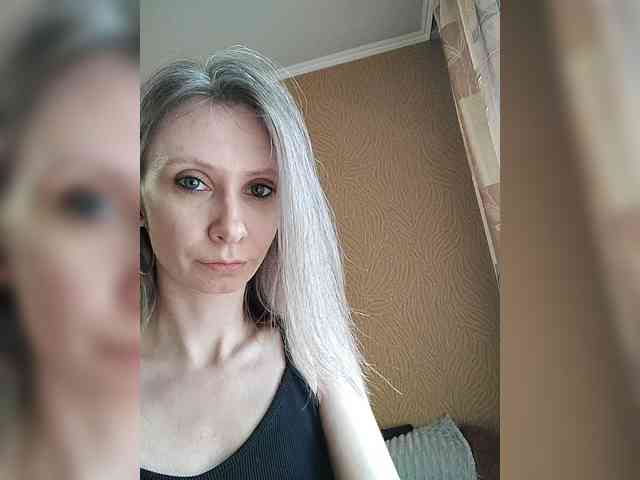 -Christina- webcam