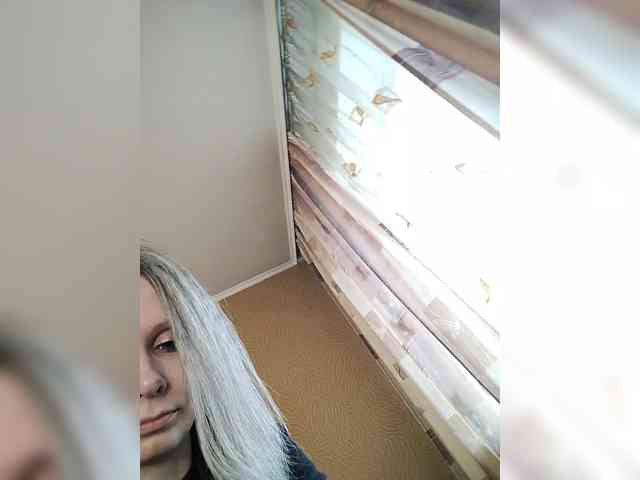 -Christina- webcam