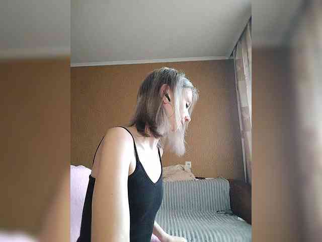 -Christina- webcam