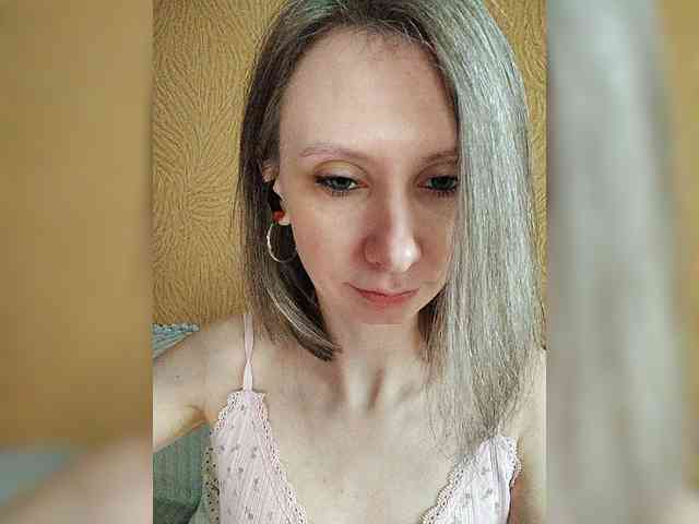 -Christina- webcam