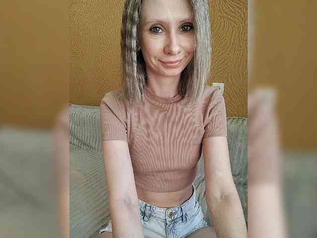 Model: -Christina-
