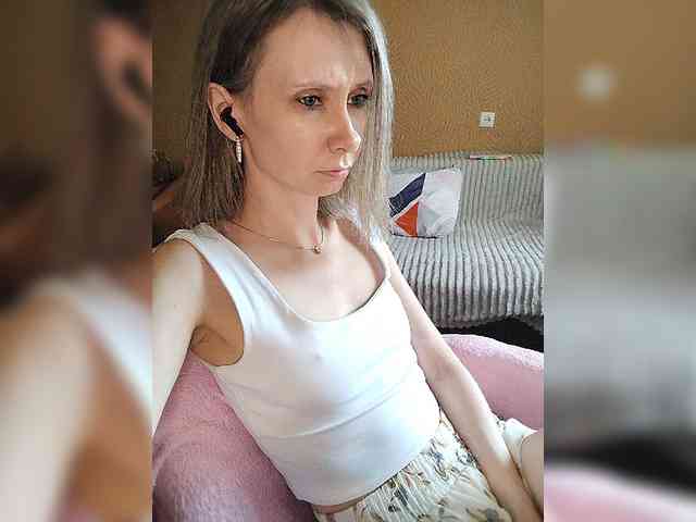 -Christina- webcam