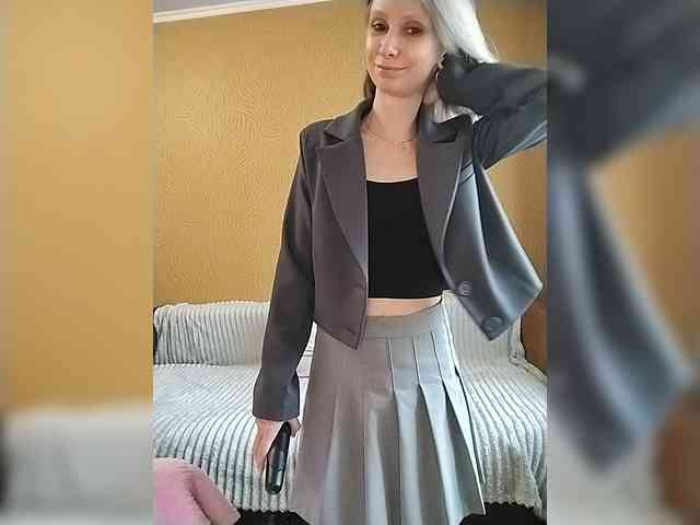 -Christina- webcam
