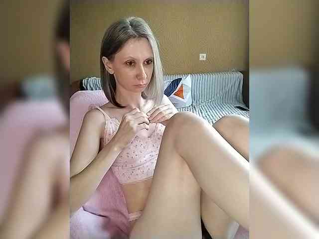 -Christina- webcam