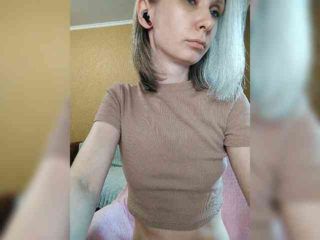 -Christina- webcam