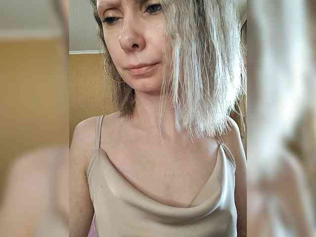 -Christina- webcam
