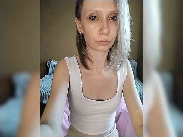 -Christina- webcam