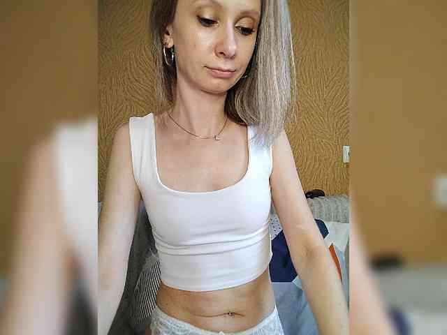 -Christina- webcam