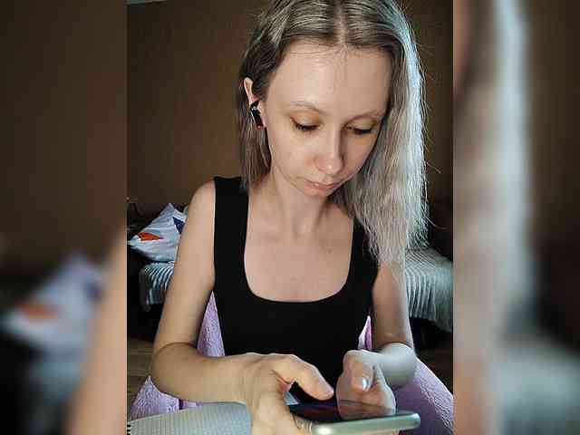 -Christina- webcam