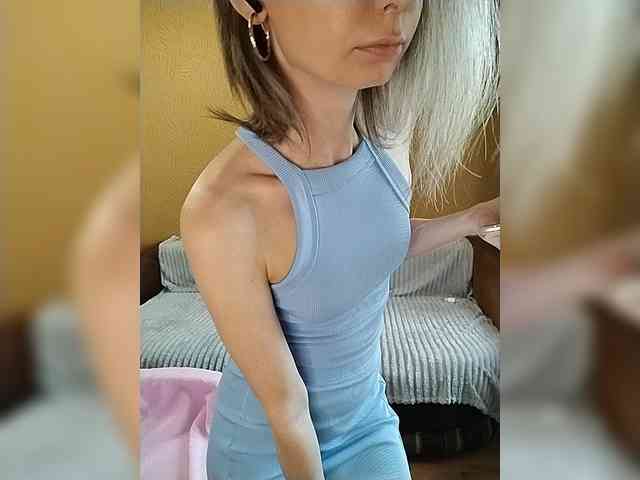 -Christina- webcam