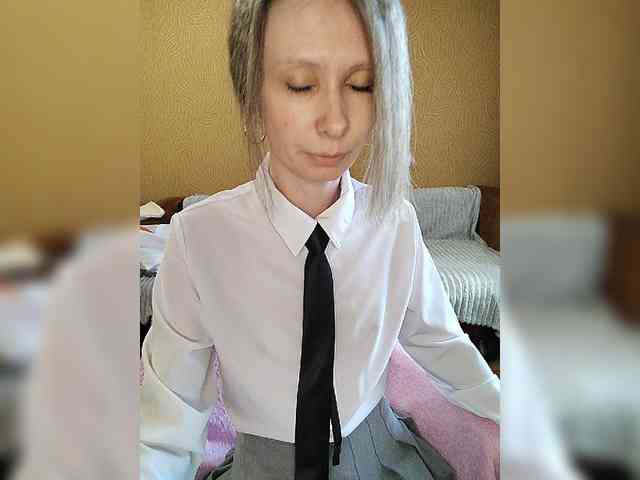-Christina- webcam