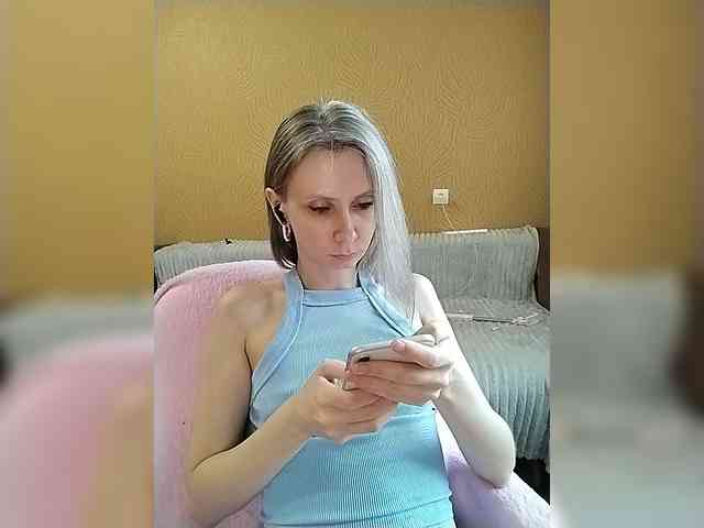 -Christina- webcam