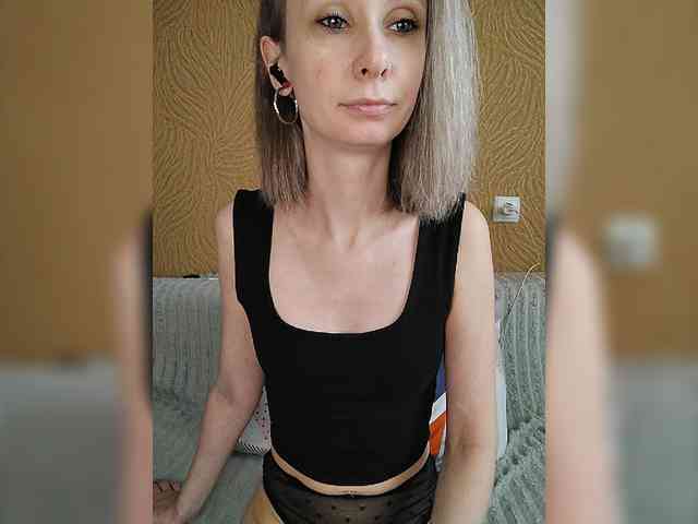 -Christina- webcam