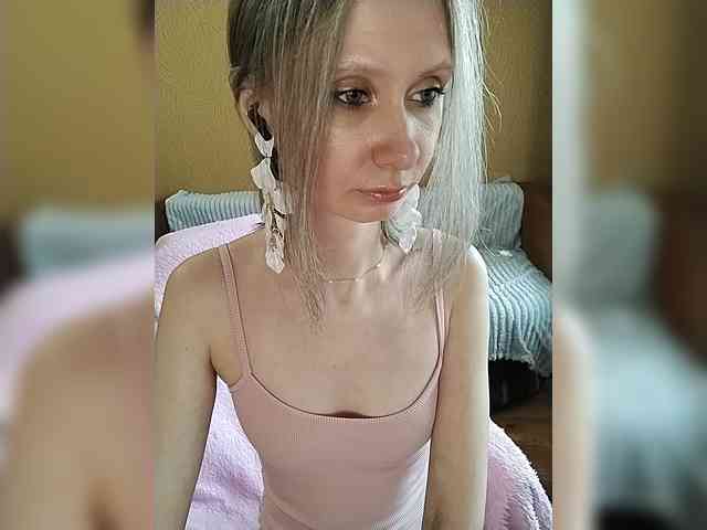 -Christina- webcam