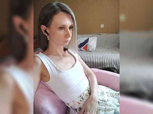 -Christina- webcam
