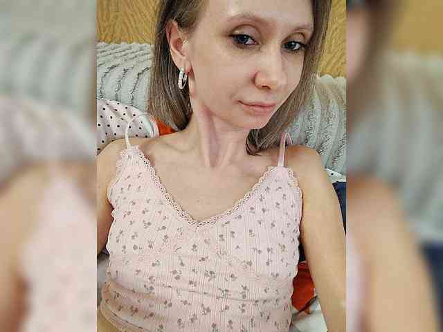 -Christina- webcam