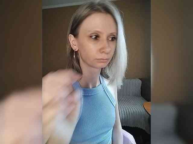 -Christina- webcam