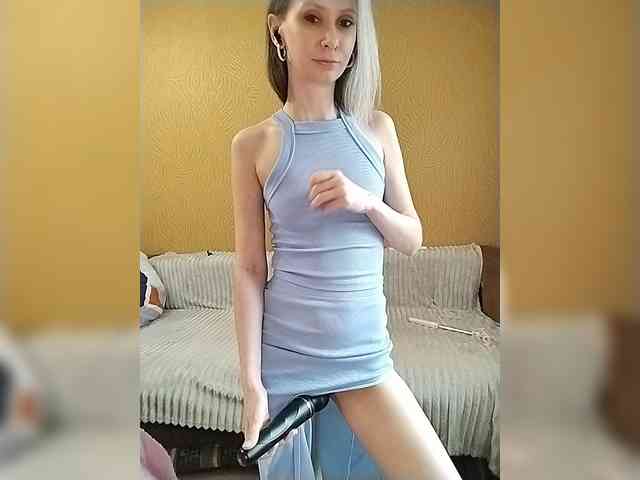-Christina- webcam