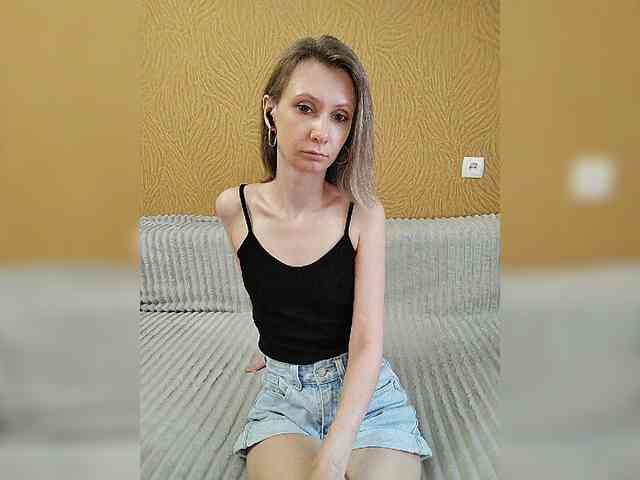 -Christina- webcam