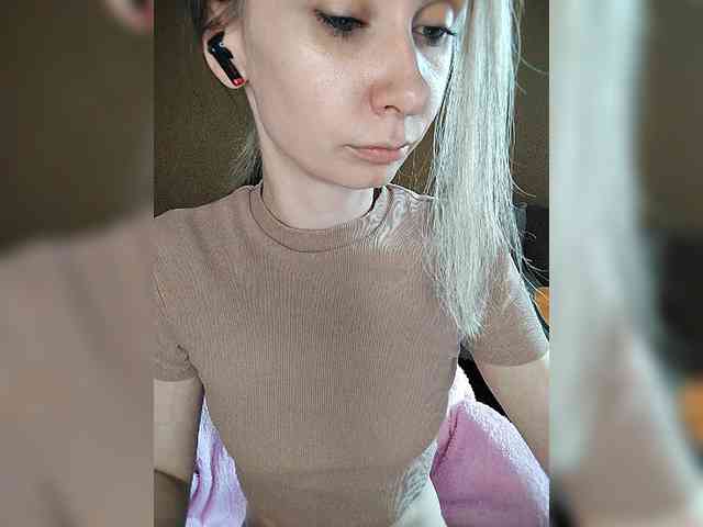 -Christina- webcam