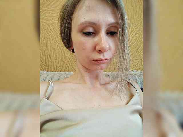 -Christina- webcam