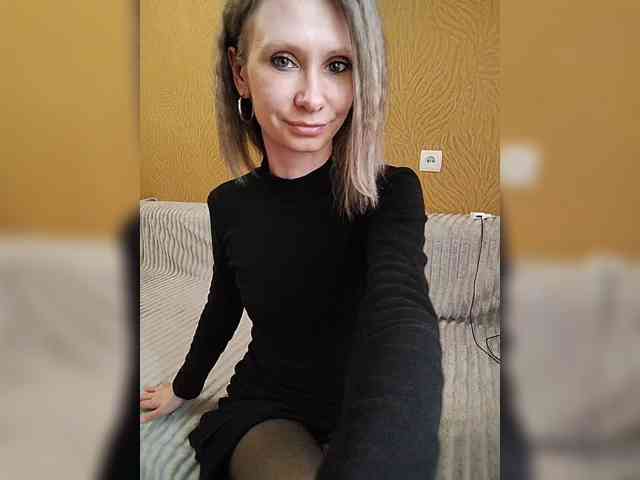-Christina- webcam