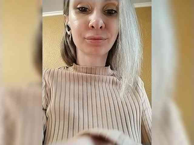 -Christina- webcam