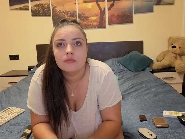 adellineee live cam on BongaCams