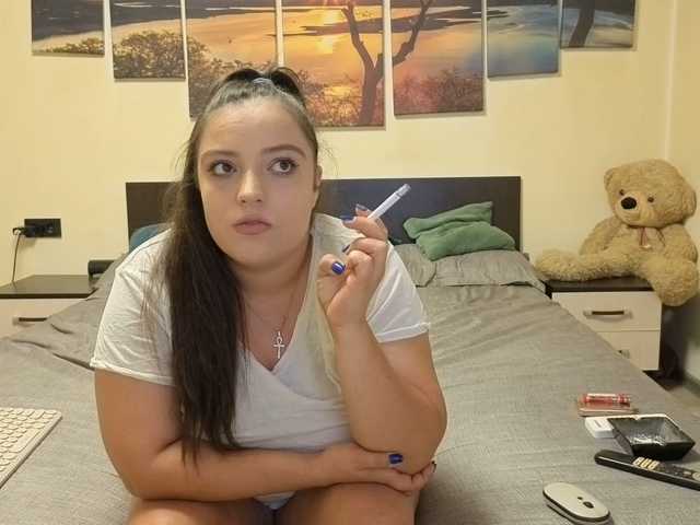 adellineee live cam on BongaCams