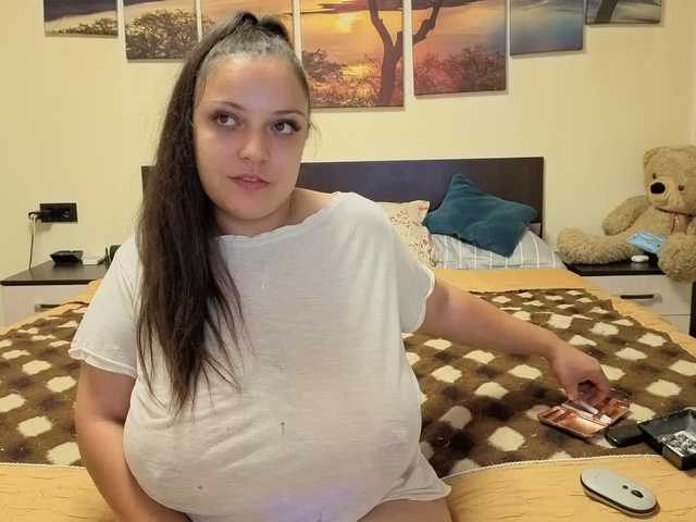 adellineee cam belle