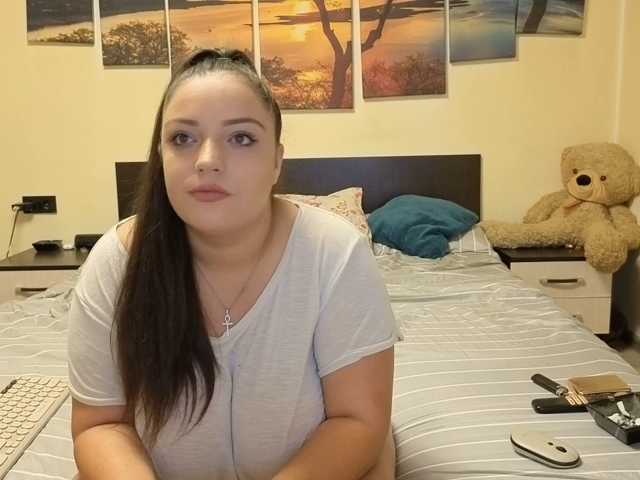 adellineee live cam on BongaCams