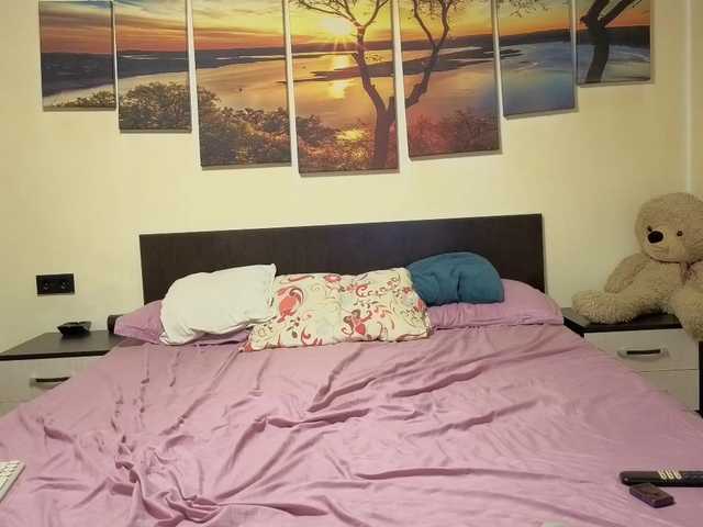 adellineee cam belle