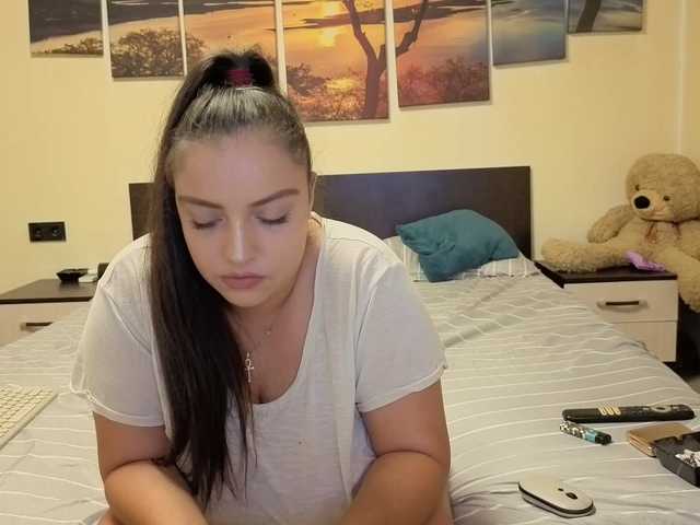 adellineee live cam on BongaCams