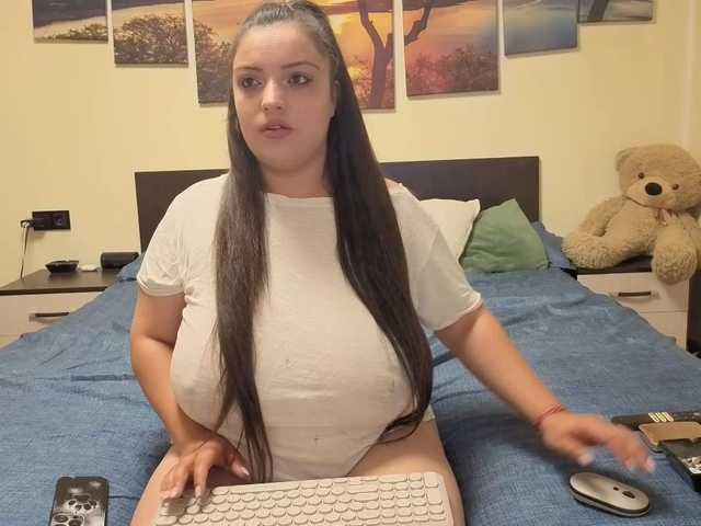 Preview of adellineee