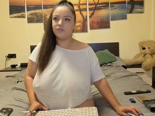 Adellineee