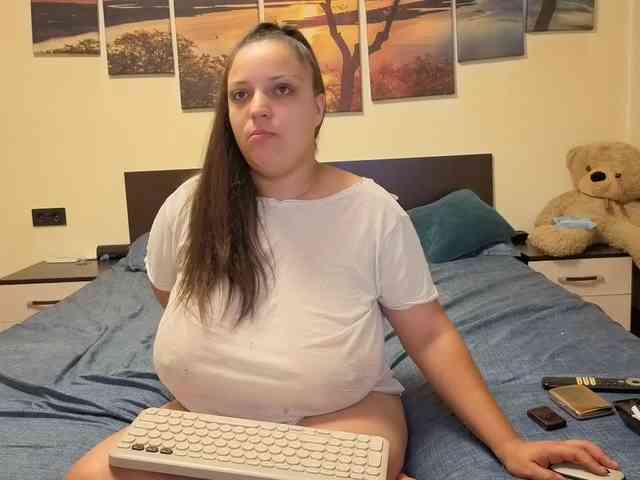 adellineee webcam