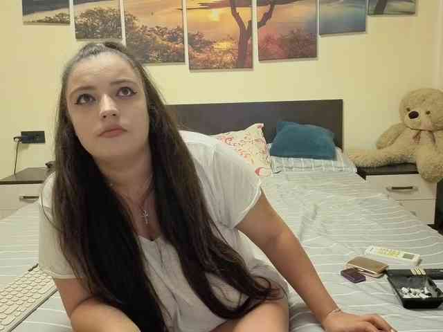 adellineee webcam
